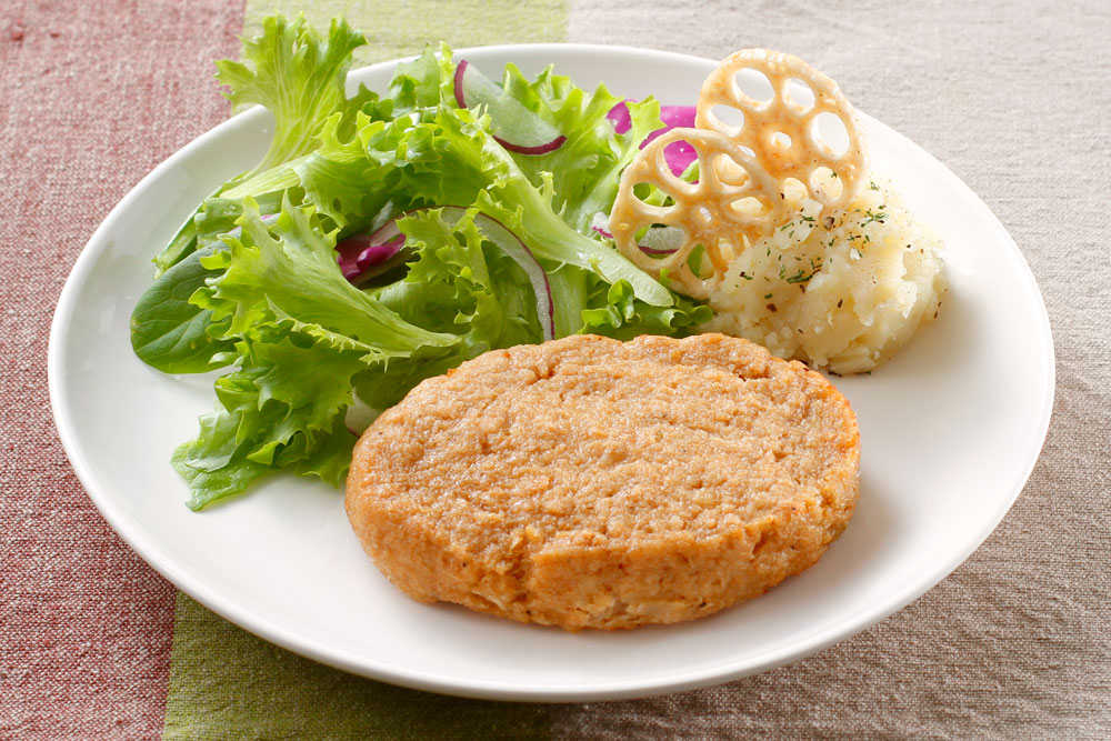 噛むたび大豆の旨味が広がる！大豆ハンバーグ